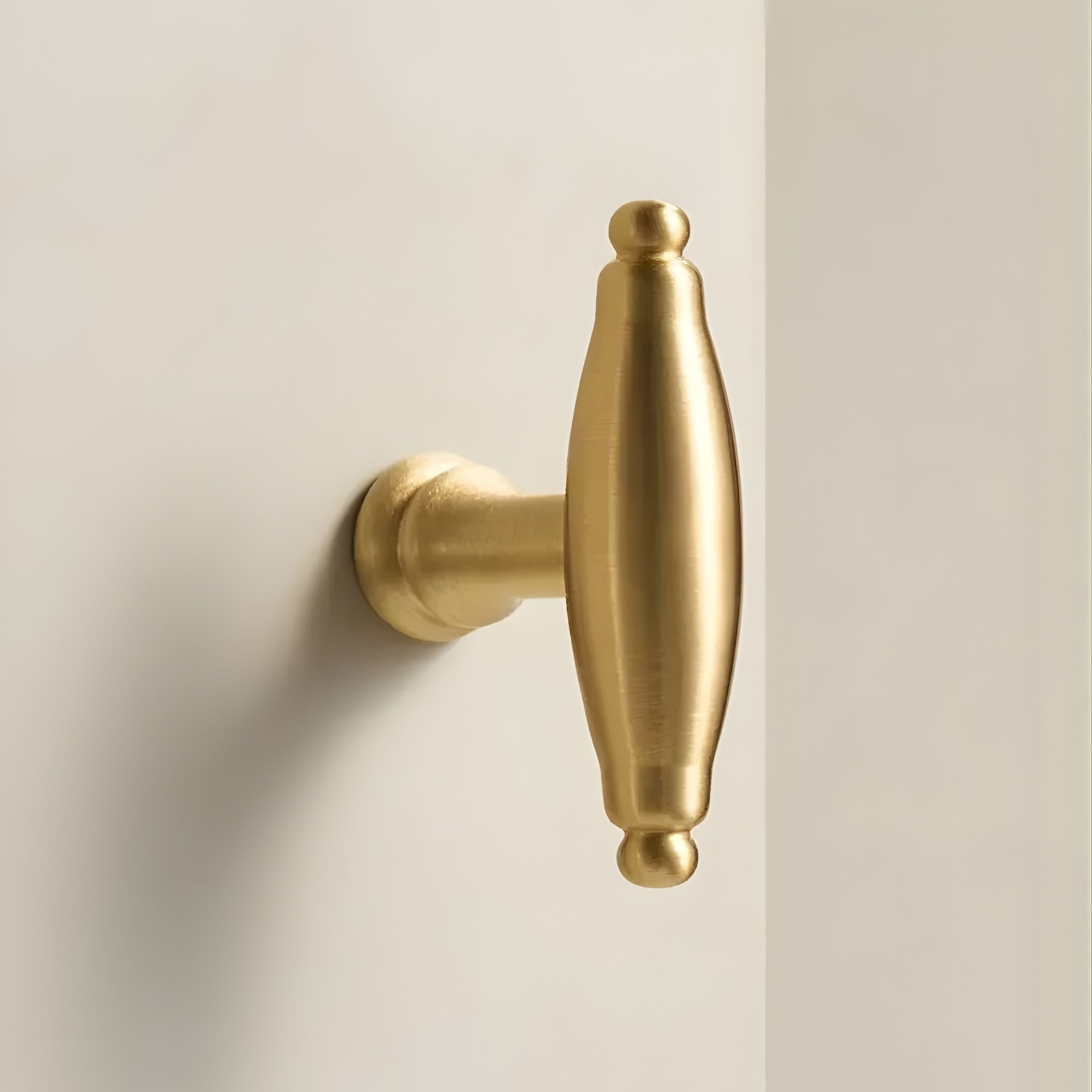 Patère Murale Laiton Doré Design