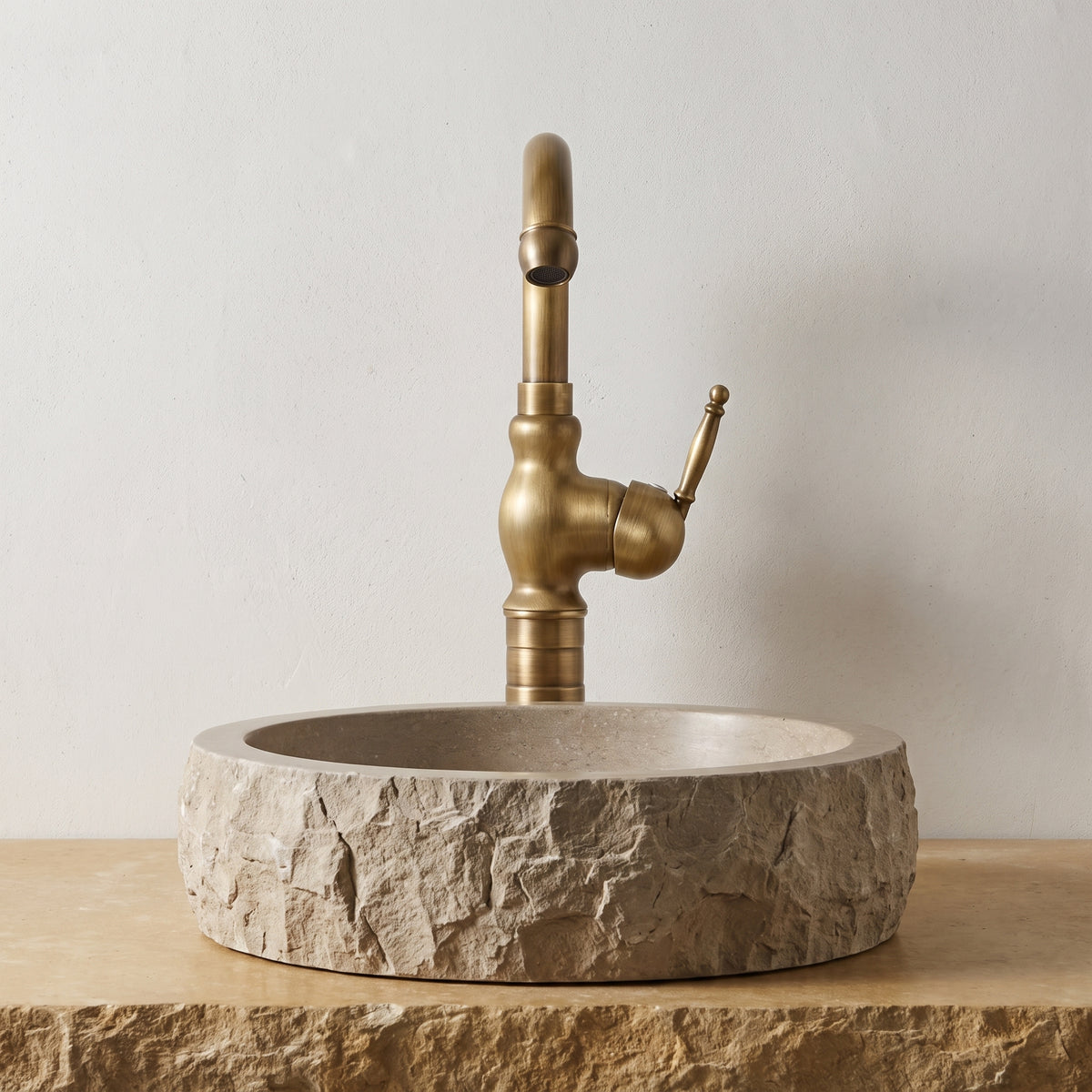 Robinet Vasque Rétro Orna Bronze Antique — Col de Cygne Sculpté 380 mm