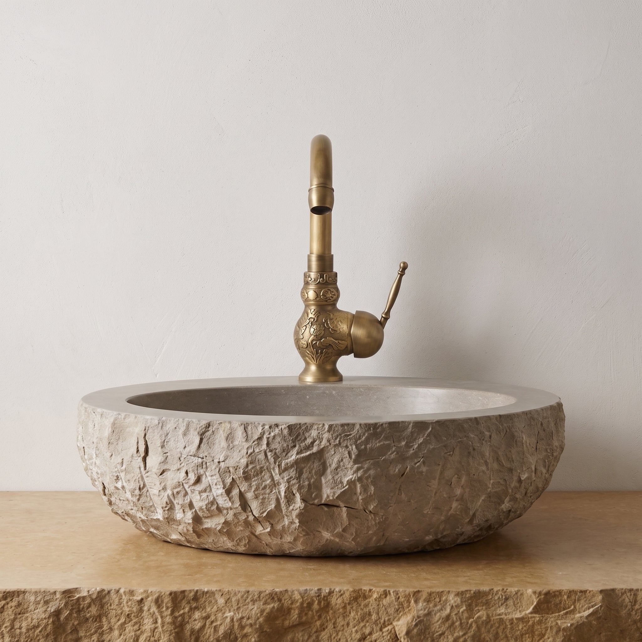 Robinet Lavabo Rétro Orna Bronze Antique — Col de Cygne Sculpté 245 mm
