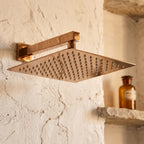 Colonne de Douche Encastrée Vael Or Rose Poli Laiton — Pommeau Pluie 250×250 mm
