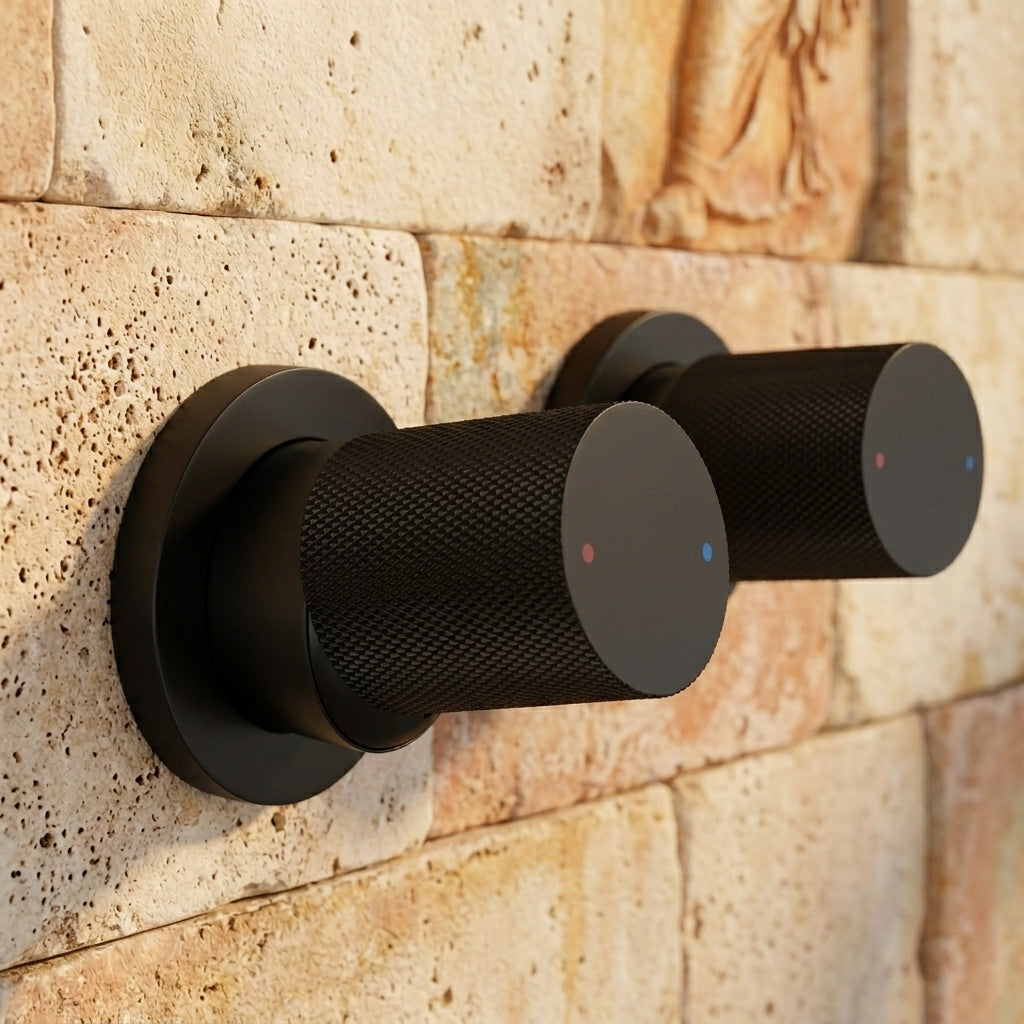 Colonne de Douche Encastrée Vael Noir Mat Laiton — Pommeau Pluie 250×250 mm
