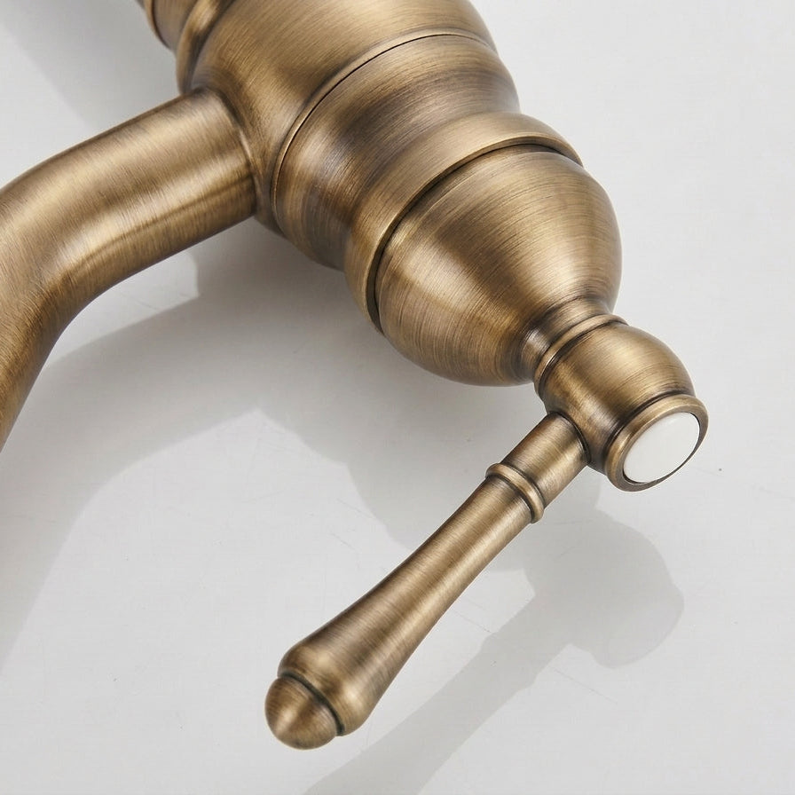 Robinet de Lavabo Vasque Laiton Antique — Mitigeur Rétro