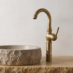 Robinet Vasque Rétro Orna Bronze Antique — Col de Cygne Sculpté 380 mm