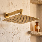 Colonne de Douche Encastrée Vael Or Brossé Laiton — Pommeau Pluie 250×250 mm