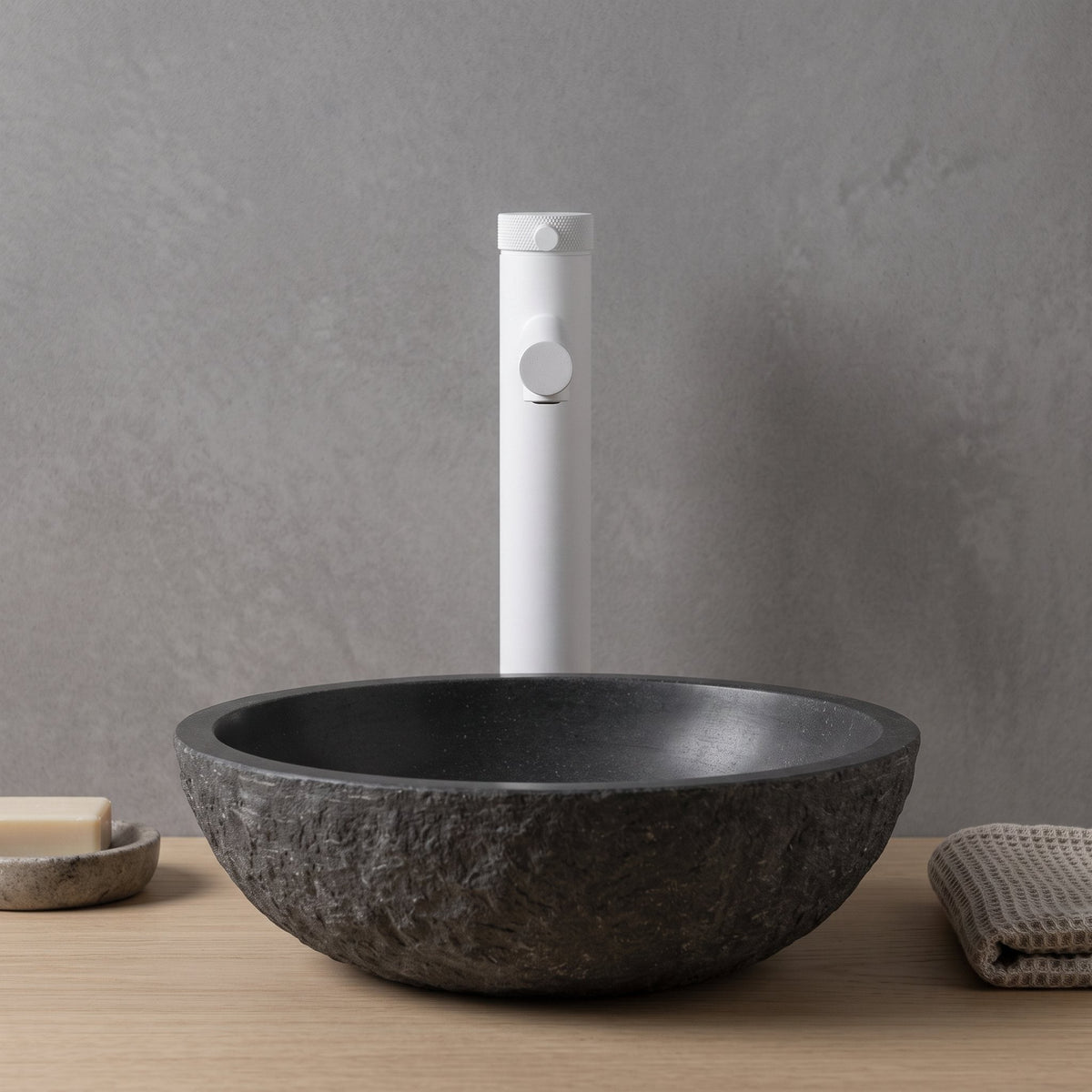 Robinet lavabo Aura blanc mat, vue d'ensemble du plan de vasque