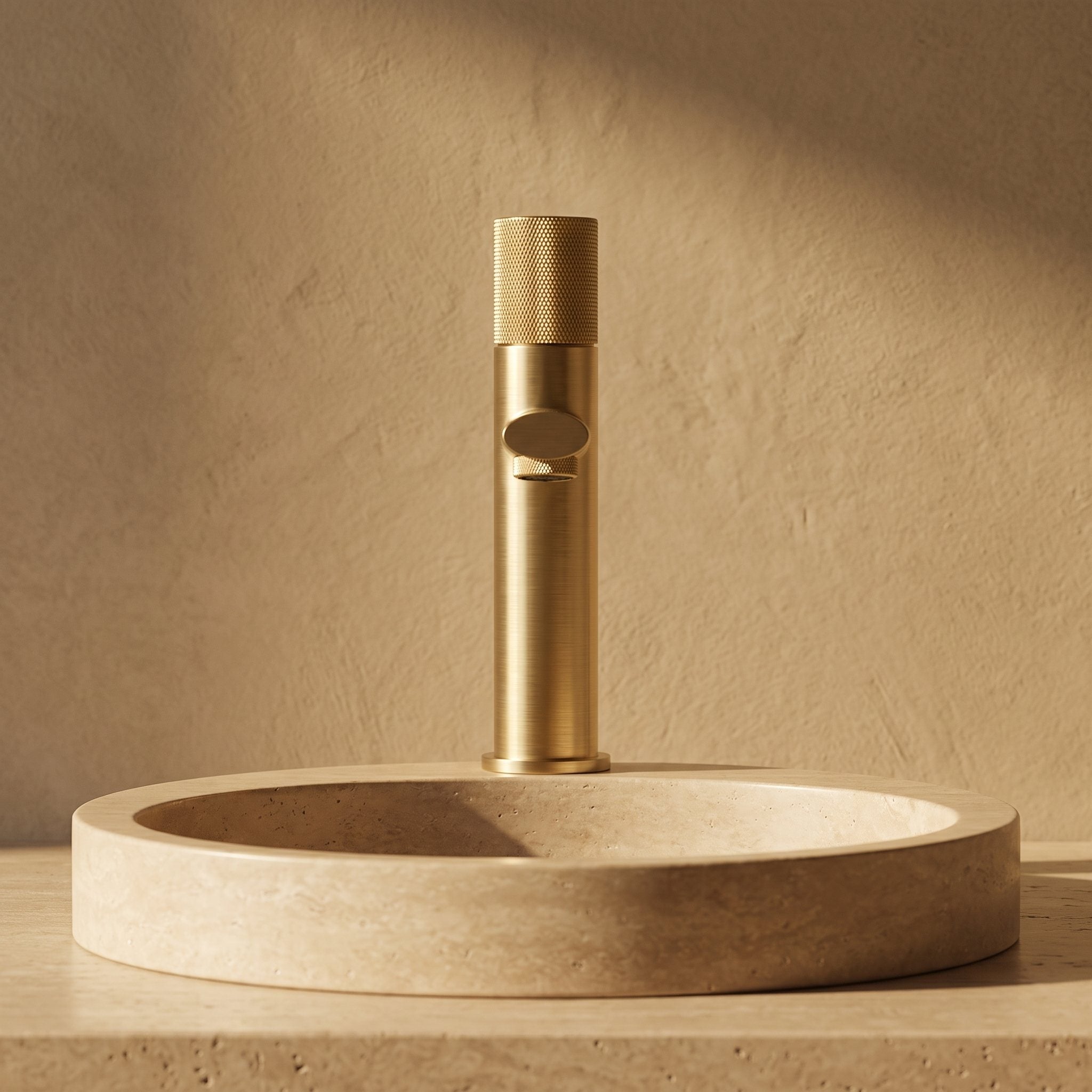 Robinet lavabo Runa or brossé 216 mm monté sur vasque, vue de face