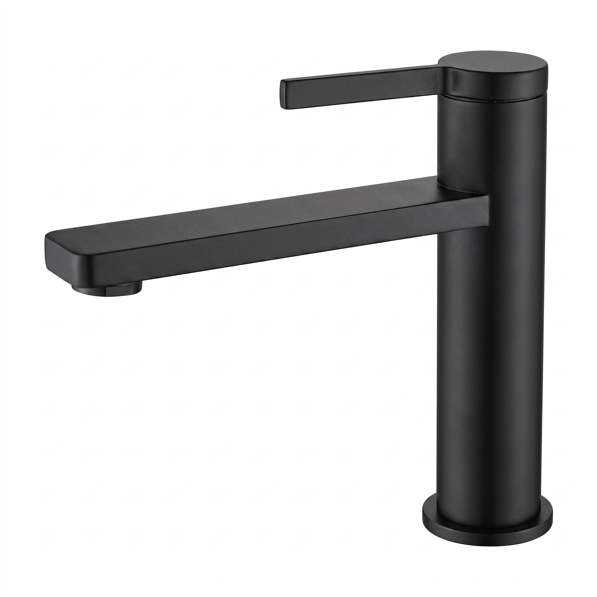Robinet lavabo Solea noir mat modèle court sur fond blanc