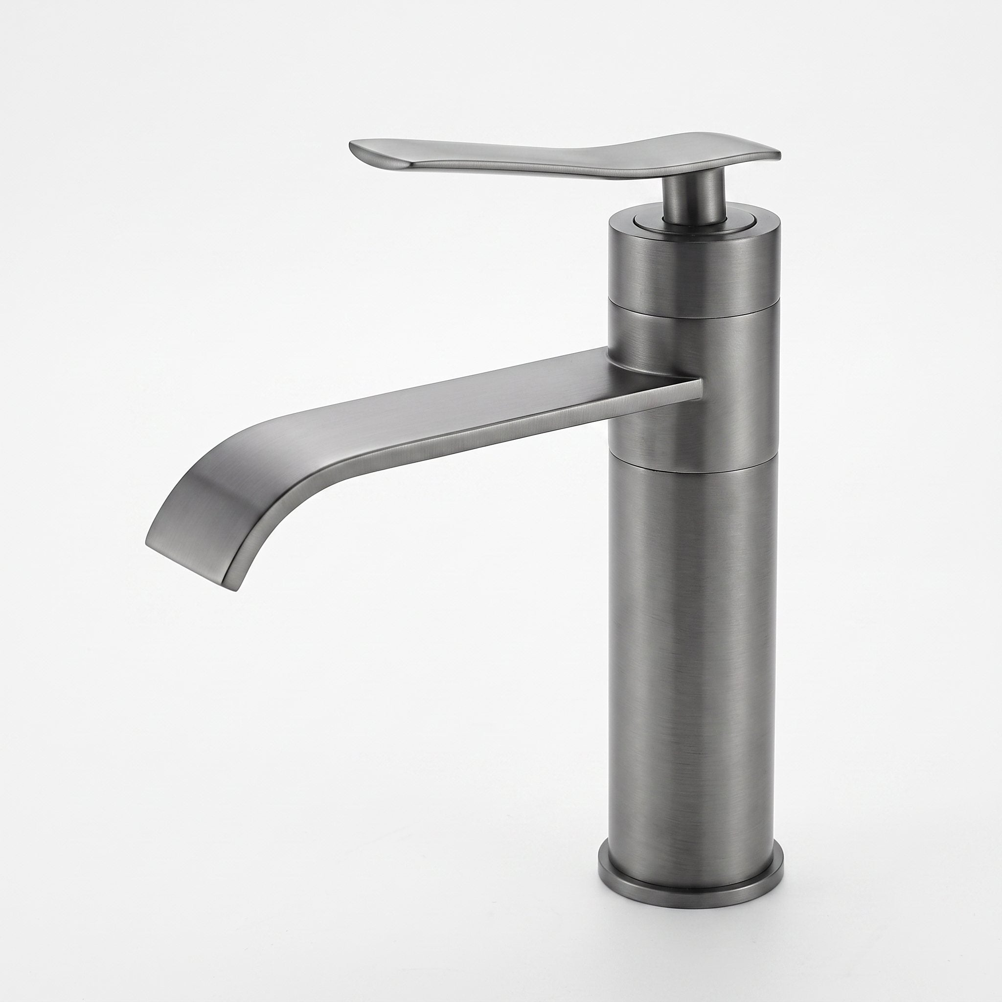Robinet lavabo cascade Vetra gris modèle court 200 mm sur fond blanc